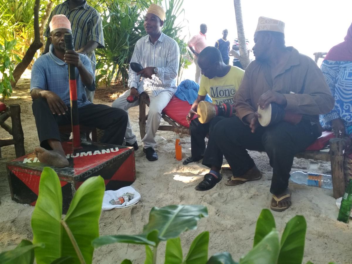 Panga Chumvi Beach Resort Matemwe  Exteriör bild