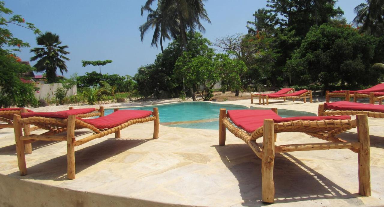 Panga Chumvi Beach Resort Matemwe  Exteriör bild