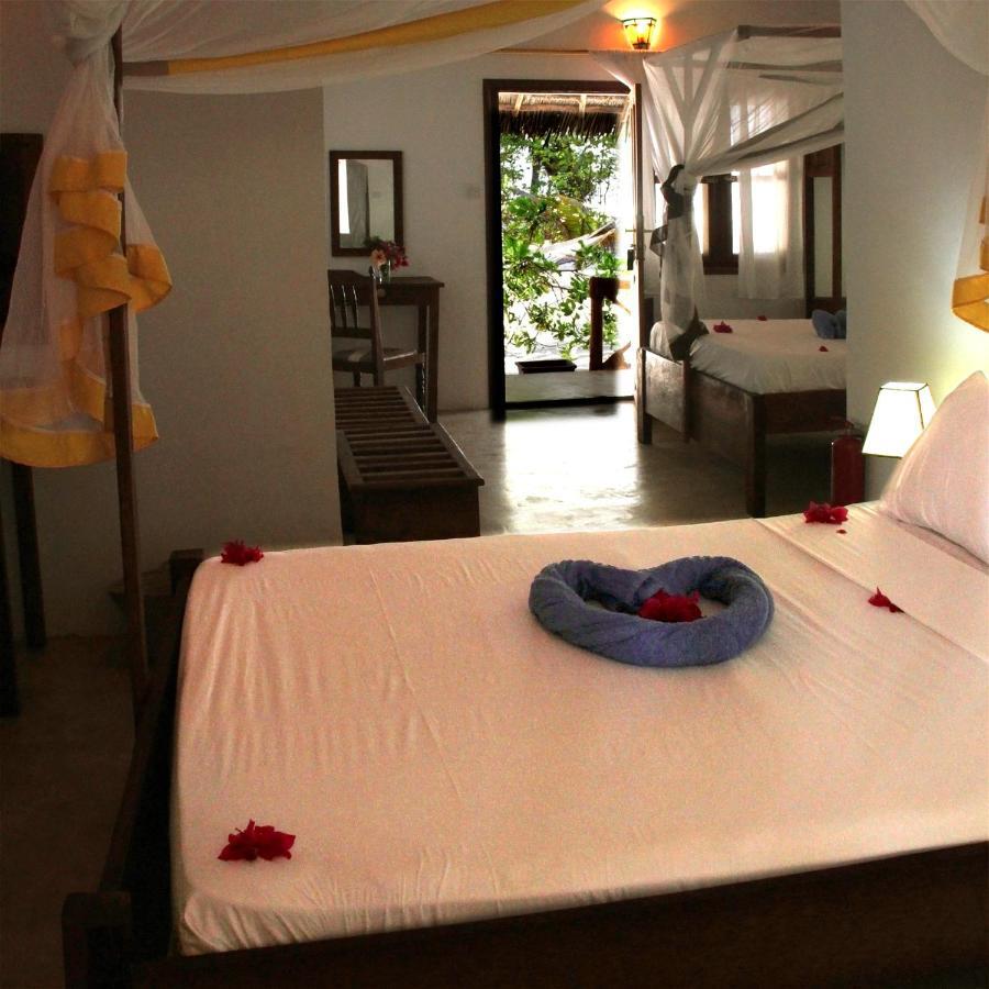 Panga Chumvi Beach Resort Matemwe  Rum bild